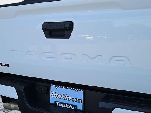 Used 2024 Toyota Tacoma TRD Off-Road AWD/4WD image 26