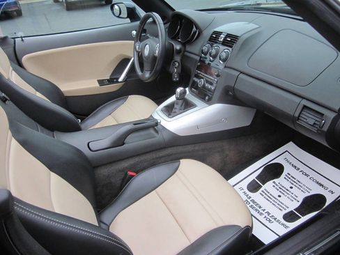 Used 2008 Saturn Sky Base 2dr Convertible w/ Premium Trim Package image 25