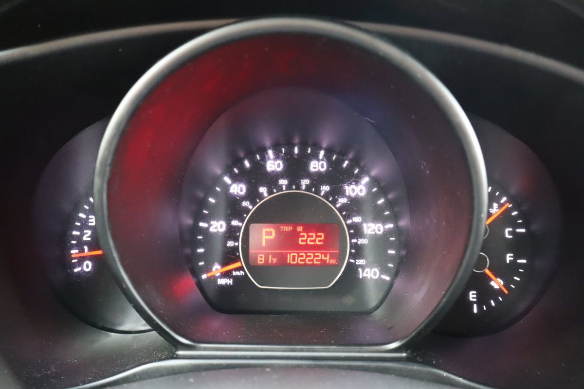 Used 2015 Kia Soul + FWD image 33