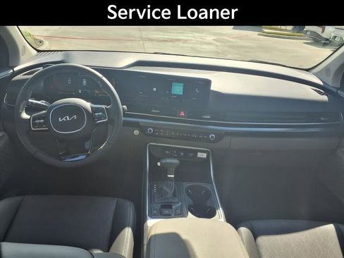 New 2026 Kia Carnival image 3