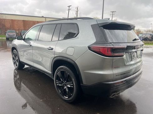 Used 2024 GMC Acadia Elevation w/ Black Edition AWD/4WD image 7