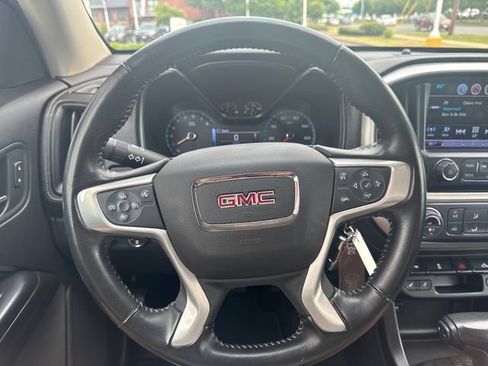 Used 2017 GMC Canyon SLT w/ Driver Alert Package AWD/4WD image 18