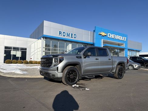 Used 2023 GMC Sierra 1500 Pro w/ Graphite Edition image 1