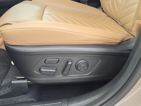 Used 2025 Kia Sorento SX Prestige w/ Olive Brown Leather Package image 22