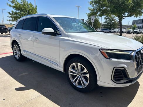 Used 2025 Audi Q7 3.0T Premium Plus AWD/4WD image 4