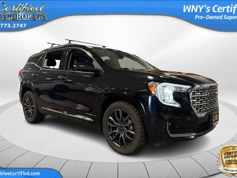 Used 2023 GMC Terrain Denali w/ Black Diamond Edition AWD/4WD image 4