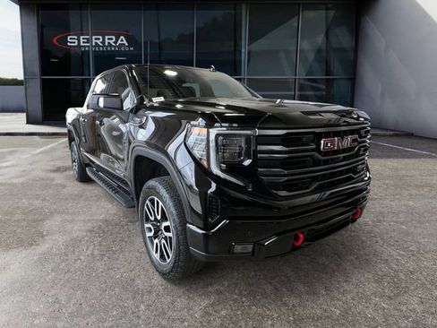 Used 2025 GMC Sierra 1500 AT4 w/ AT4 Premium Package AWD/4WD image 5