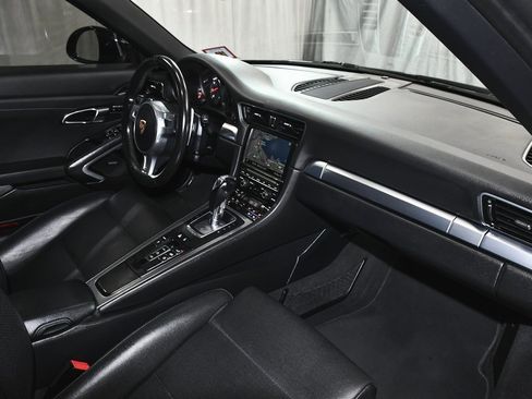 Used 2016 Porsche 911 Carrera 4 image 57