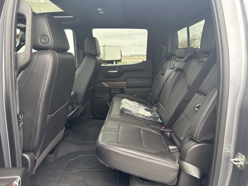 Used 2021 Chevrolet Silverado 1500 High Country w/ Technology Package image 22