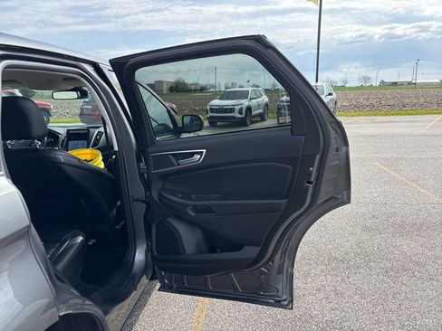 Used 2024 Ford Edge SEL image 14
