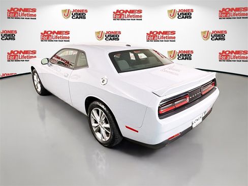 Used 2022 Dodge Challenger SXT w/ Cold Weather Group image 2