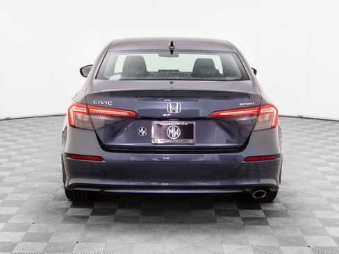 Used 2023 Honda Civic Sport image 4