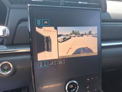 Used 2026 GMC Terrain Elevation w/ Technology Package II FWD image 9