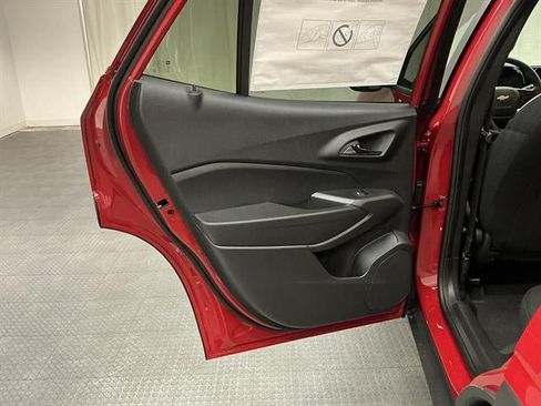 New 2026 Chevrolet Trax LS FWD image 23