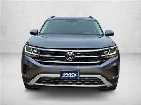 Used 2023 Volkswagen Atlas SE w/ Panoramic Sunroof Package image 2