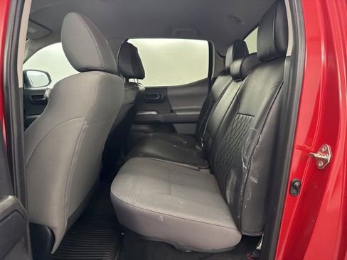 Used 2019 Toyota Tacoma SR5 image 13