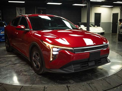 Used 2025 Kia K4 FWD image 5