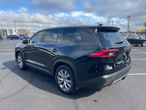 Used 2024 Toyota Grand Highlander Limited image 14