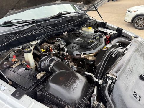 Used 2016 RAM 3500 Laramie Longhorn AWD/4WD image 40