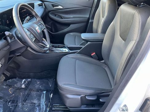 Used 2025 Buick Encore GX Preferred image 23