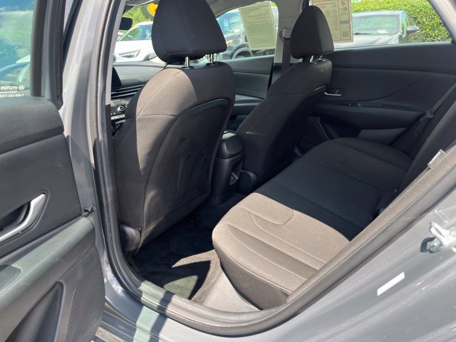 Used 2024 Hyundai Elantra SEL FWD image 14