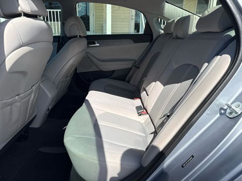Used 2016 Hyundai Sonata SE FWD image 21