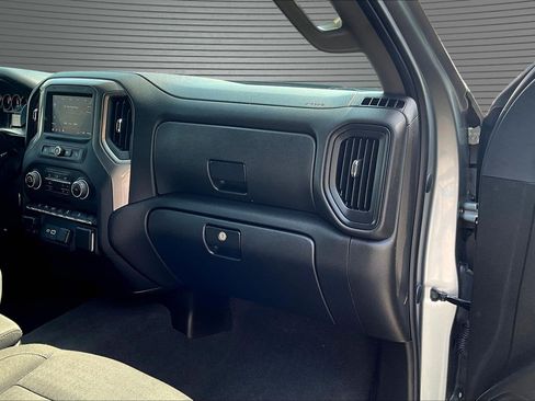 Used 2024 Chevrolet Silverado 2500 Custom w/ Custom Value Package AWD/4WD image 18