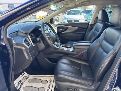 Used 2023 Nissan Murano SV image 7