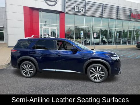 Certified 2022 Nissan Pathfinder Platinum AWD/4WD image 19