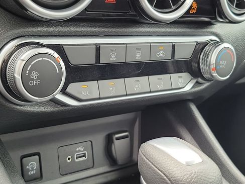Used 2025 Nissan Sentra S FWD image 24
