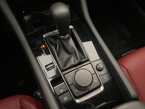 Used 2025 MAZDA MAZDA3 s image 18