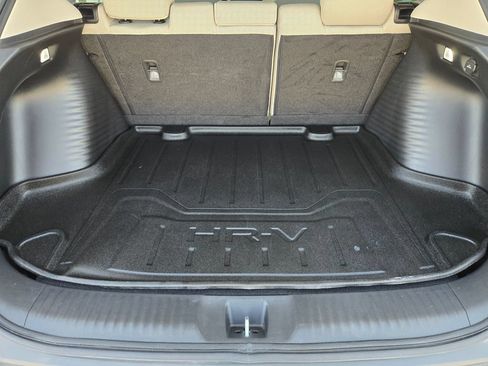 Used 2025 Honda HR-V LX image 29