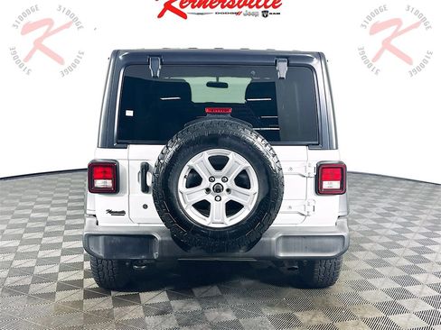 Used 2019 Jeep Wrangler Unlimited Sport S image 6