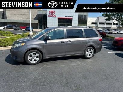 Used 2016 Toyota Sienna LE