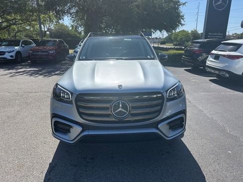 New 2026 Mercedes-Benz GLS 450 4MATIC image 10