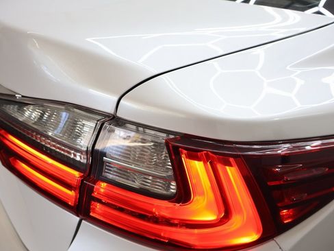 Used 2017 Lexus ES 350 image 30