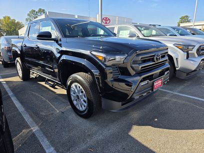 New 2025 Toyota Tacoma SR5