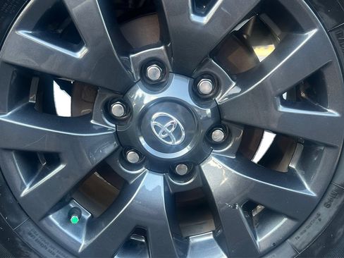 Used 2021 Toyota Tacoma SR5 image 43