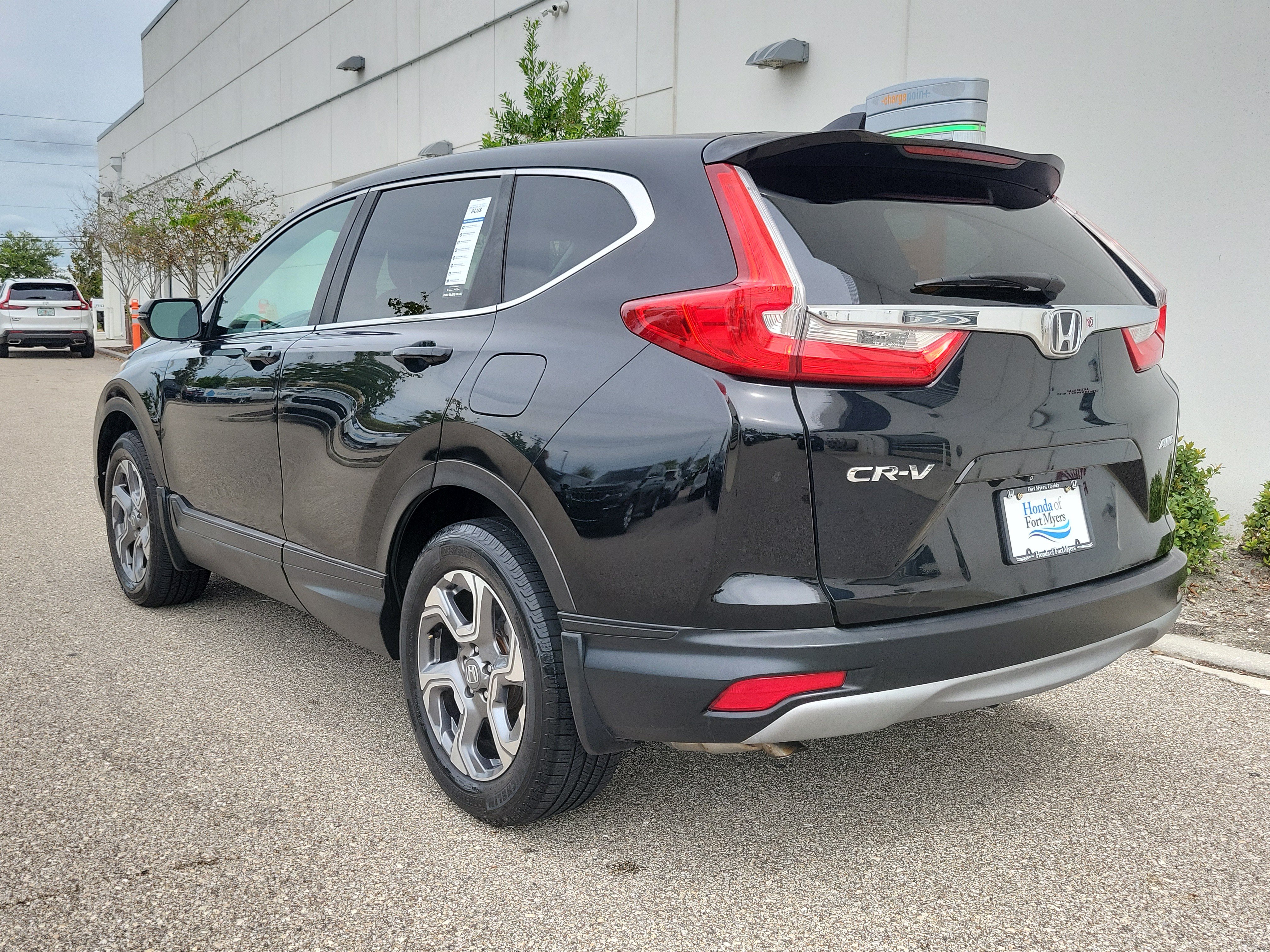 Used 2017 Honda CR-V EX-L image 4