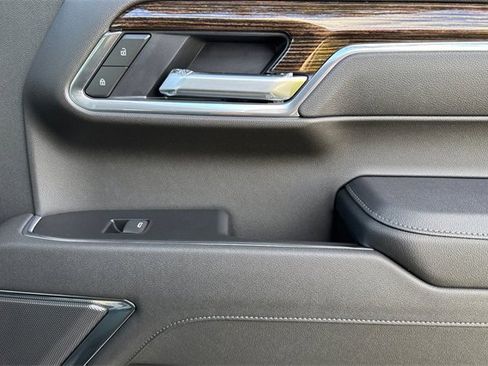 New 2026 GMC Sierra 1500 Elevation image 19