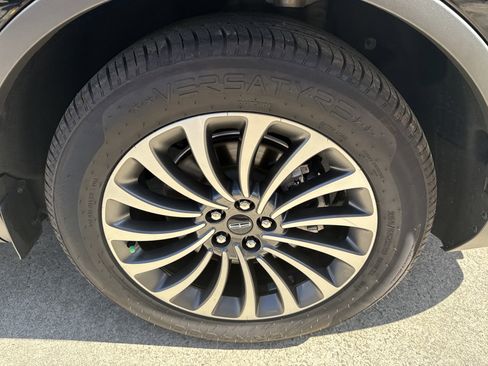 Used 2022 Lincoln Aviator Reserve w/ Equipment Group 201A image 20