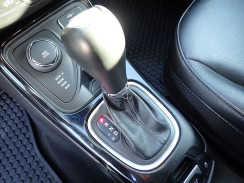 Used 2020 Jeep Compass Altitude image 22