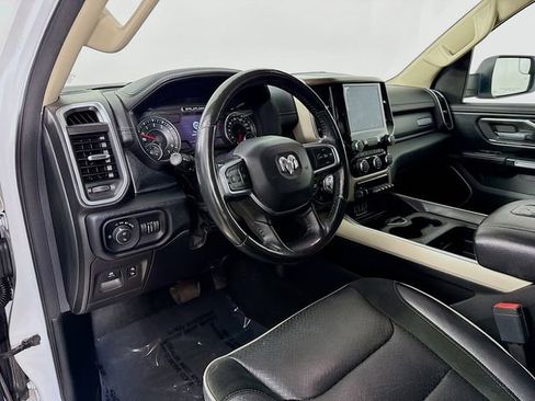 Used 2021 RAM 1500 Laramie AWD/4WD image 9
