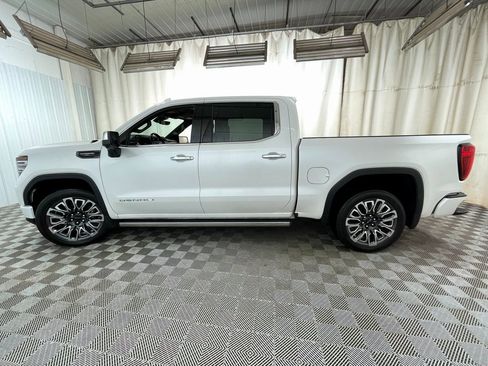 Used 2024 GMC Sierra 1500 Denali Ultimate image 22