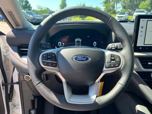 New 2026 Ford Explorer Active w/ Active Comfort Package RWD image 16