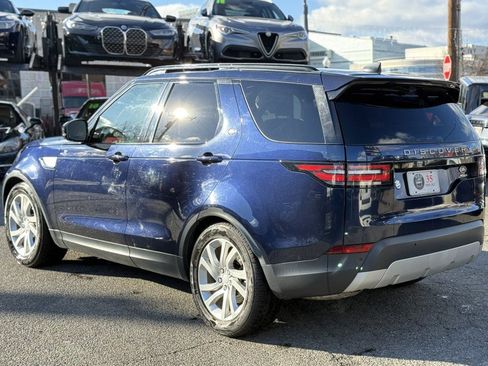 Used 2018 Land Rover Discovery HSE image 4