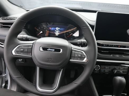 New 2026 Jeep Compass Latitude AWD/4WD image 28