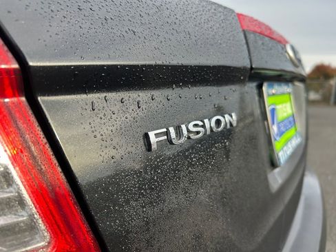 Used 2012 Ford Fusion SE FWD image 31