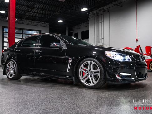 Used 2017 Chevrolet SS RWD image 7