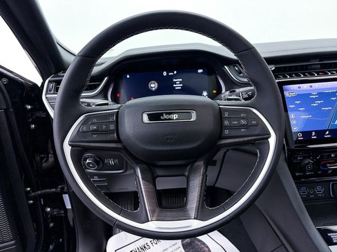 Used 2024 Jeep Grand Cherokee L Limited w/ Luxury Tech Group II image 31